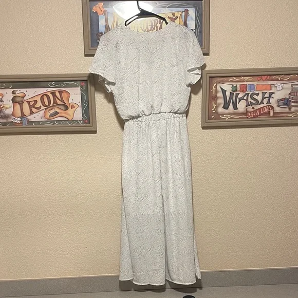 Sienna Sky White Midi Dress with Tie Waist - Picture 3 of 3